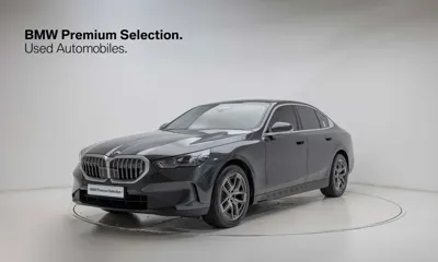 BMW 5-Series · 2026 год