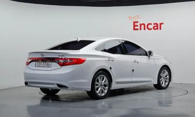 Hyundai Grandeur 2012, 131239 км, за 3245.03 USD