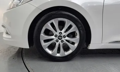 Hyundai Grandeur 2012, 131239 км, за 3245.03 USD