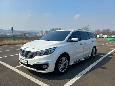 Kia Canival · 2018 год