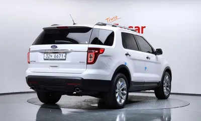 Ford Explorer 2015, 25625 км, за 8533.54 USD