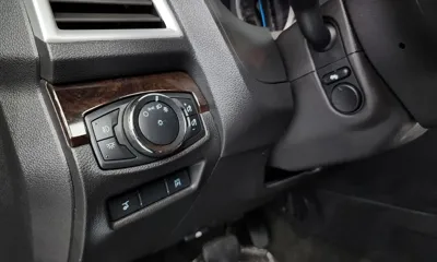 Ford Explorer 2015, 25625 км, за 8533.54 USD - фото 20