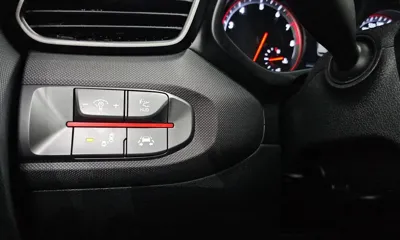 Hyundai Veloster 2018, 82418 км, за 8336.62 USD - фото 16