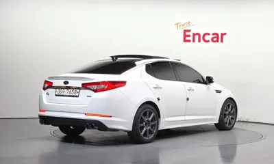 Kia K5 2013, 160349 км, за 2859.94 USD