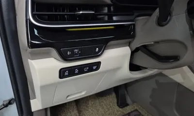 Kia Canival 2025, 13704 км, за 28754.65 USD - фото 28
