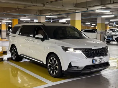 Kia Canival 2023, 33429 км, за 6663.15 USD