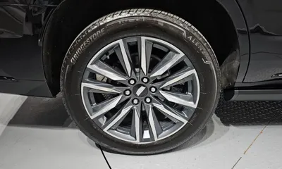 Cadillac Escalade 2023, 23903 км, за 69932.41 USD