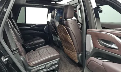 Cadillac Escalade 2023, 23903 км, за 69932.41 USD - фото 12