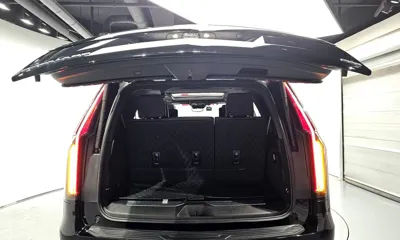 Cadillac Escalade 2023, 23903 км, за 69932.41 USD - фото 20