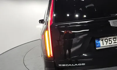 Cadillac Escalade 2023, 23903 км, за 69932.41 USD - фото 23