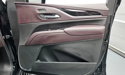 Cadillac Escalade 2023, 23903 км, за 69932.41 USD - фото 24