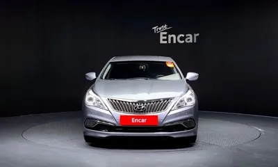 Hyundai Grandeur 2015, 83629 км, за 5583.29 USD