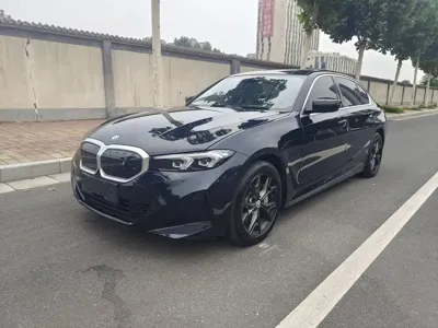 BMW i3 · 2024 год