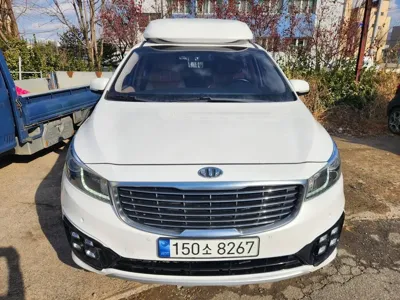 Kia Canival · 2018 год
