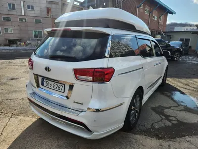 Kia Canival 2018, 149000 км, за 10113.7 USD