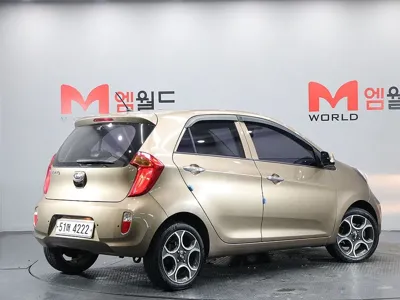 Kia Morning 2012, 114865 км, за 2619.14 USD
