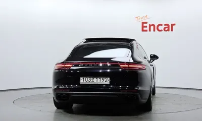 Porsche Panamera 2018, 91383 км, за 39595.48 USD
