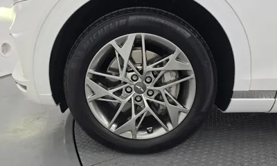 Genesis GV70 2023, 26745 км, за 27763.11 USD