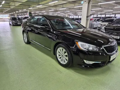 Kia K7 2012, 180000 км, за 2582.78 USD