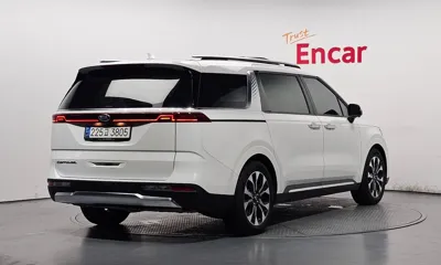 Kia Canival 2021, 68472 км, за 17198.37 USD
