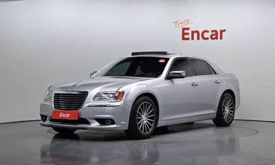 Chrysler 300C · 2012 год