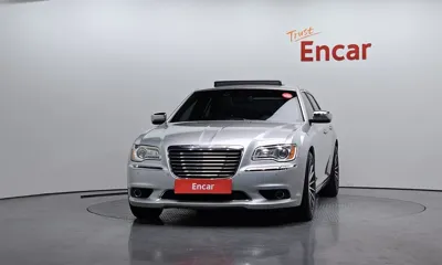 Chrysler 300C 2012, 62015 км, за 4625.04 USD