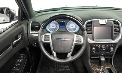 Chrysler 300C 2012, 62015 км, за 4625.04 USD - фото 13