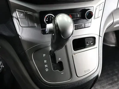 Hyundai Starex 2020, 95615 км, за 8190.86 USD - фото 9