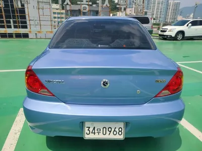 Kia Spectra 2003, 68000 км, за 1175.77 USD