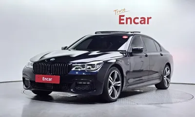 BMW 7-Series · 2018 год