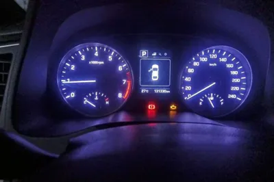 Hyundai Elantra (6th Generation 2016, 131300 км, за 5252 USD - фото 11