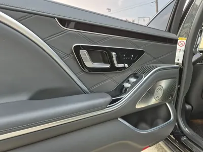 Mercedes-Benz S-Class 2021, 97983 км, за 73559.14 USD - фото 19