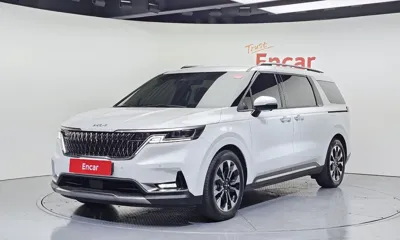 Kia Canival · 2023 год