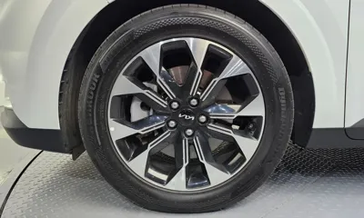 Kia Canival 2023, 78216 км, за 21005.65 USD