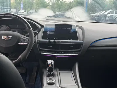 Cadillac CT5 2020, 66000 км, за 9681.98 USD - фото 9