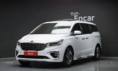 Kia Canival · 2019 год