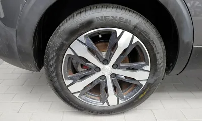Peugeot 5008 2019, 82206 км, за 10246.97 USD