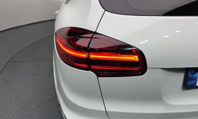 Porsche Cayenne 2017, 120256 км, за 24679.29 USD - фото 23