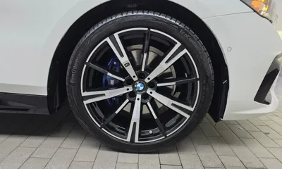 BMW 5-Series 2024, 12434 км, за 52093.49 USD - фото 21