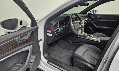 Audi A6 2023, 26838 км, за 29967.44 USD - фото 10