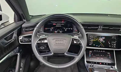 Audi A6 2023, 26838 км, за 29967.44 USD - фото 17