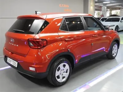 Hyundai Venue 2021, 71615 км, за 7598.28 USD
