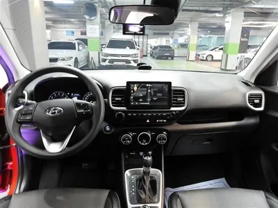 Hyundai Venue 2021, 71615 км, за 7598.28 USD
