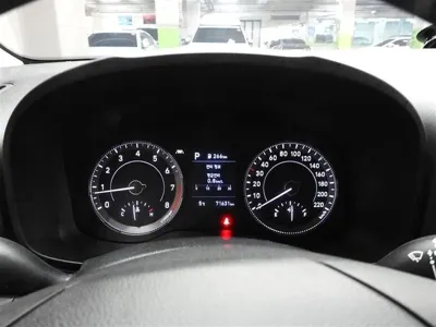 Hyundai Venue 2021, 71615 км, за 7598.28 USD - фото 17