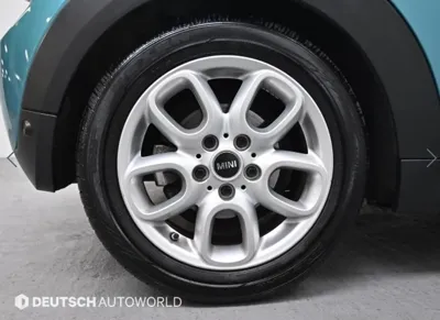 MINI Cooper Convertible 2018, 149359 км, за 6295.13 USD