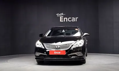 Hyundai Grandeur 2015, 101848 км, за 4923.2 USD