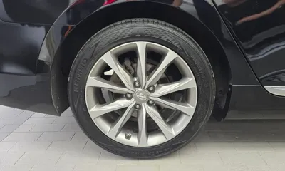 Hyundai Grandeur 2015, 101848 км, за 4923.2 USD