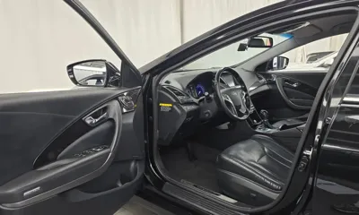 Hyundai Grandeur 2015, 101848 км, за 4923.2 USD - фото 10