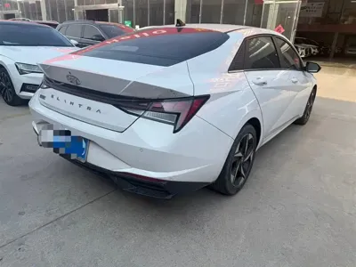 Hyundai Elantra 2021, 16000 км, за 11153.4 USD