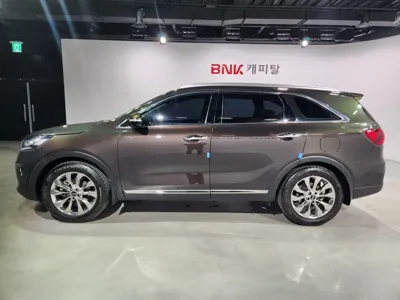 Kia Sorento 2019, 62941 км, за 13456.74 USD
